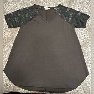 Zenana lace shoulder shirt